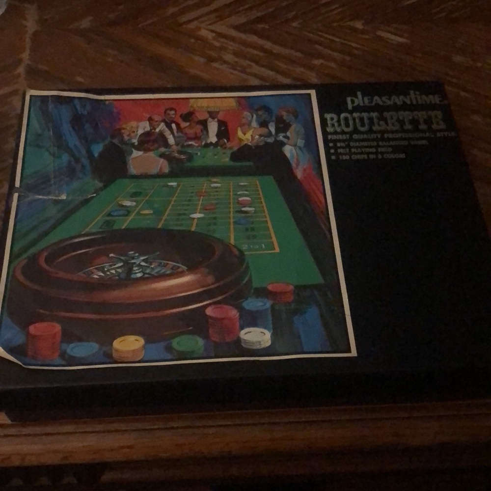 Vintage 1950’s Roulette Wheel Game by Pleasantime